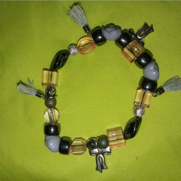 Costum made bracelets   - Picture 2 of 2
